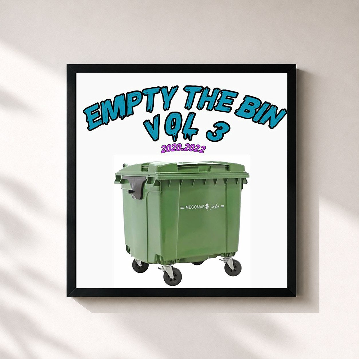 #noir Tableau carré de l'album EMPTY THE BIN VOL.3 de La Fève, cadre noir 32x32 cm
