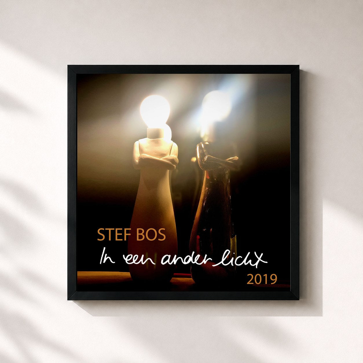 #noir Tableau carré de l'album In Een Ander Licht 2019 de Stef Bos, cadre noir 32x32 cm