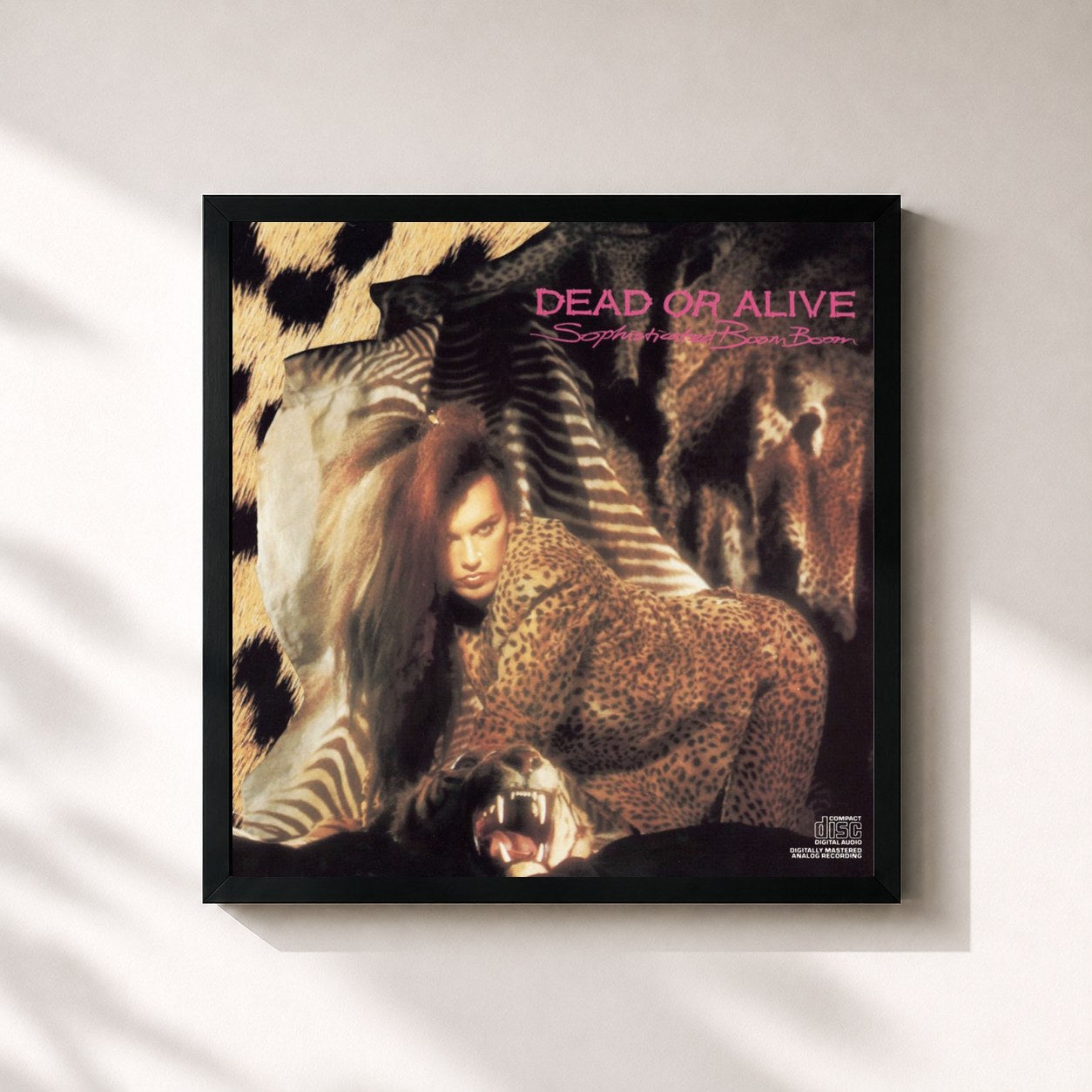 #noir Tableau carré de l'album Sophisticated Boom Boom (Expanded Edition) de Dead or Alive, cadre noir 32x32 cm