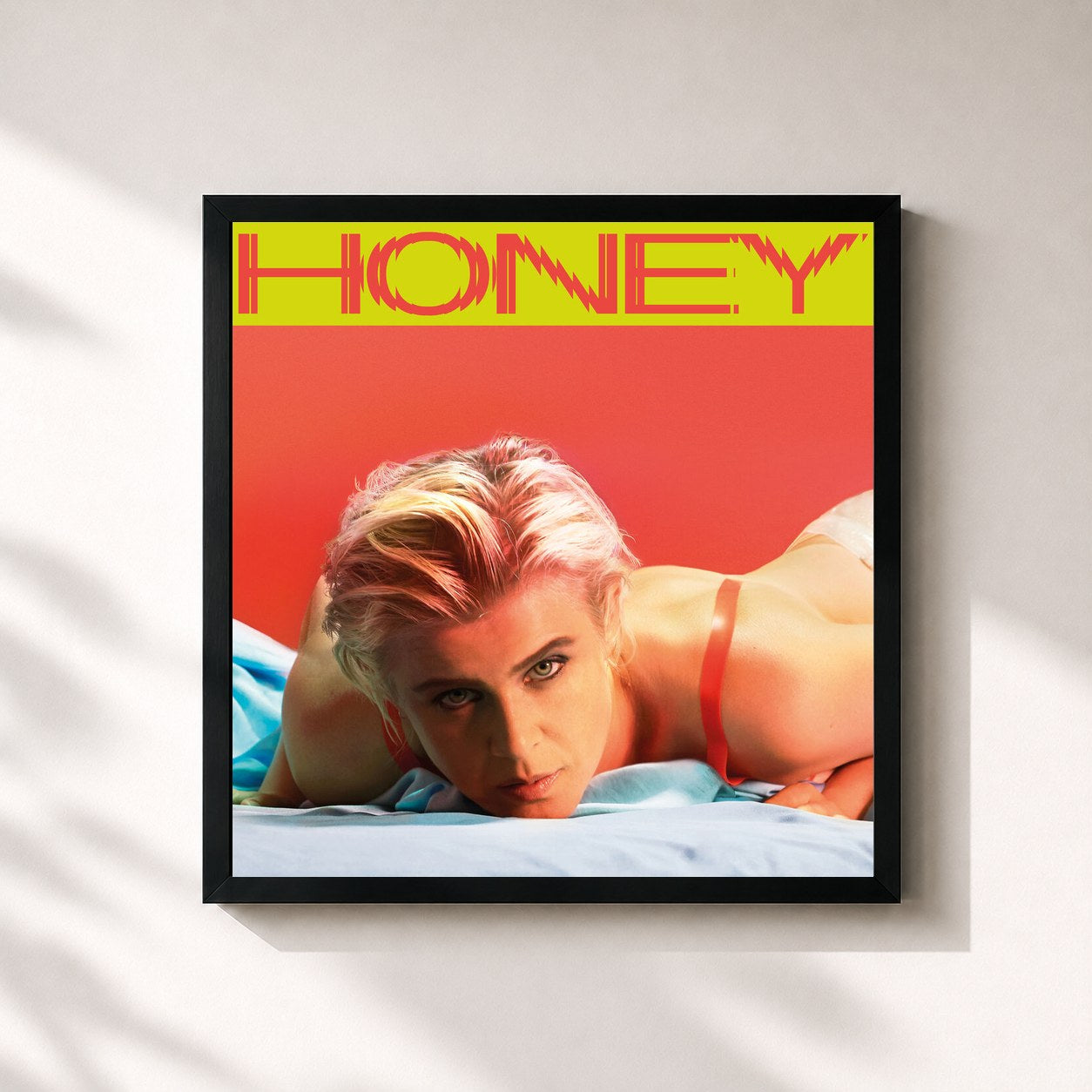 #noir Tableau carré de l'album Honey de Robyn, cadre noir 32x32 cm