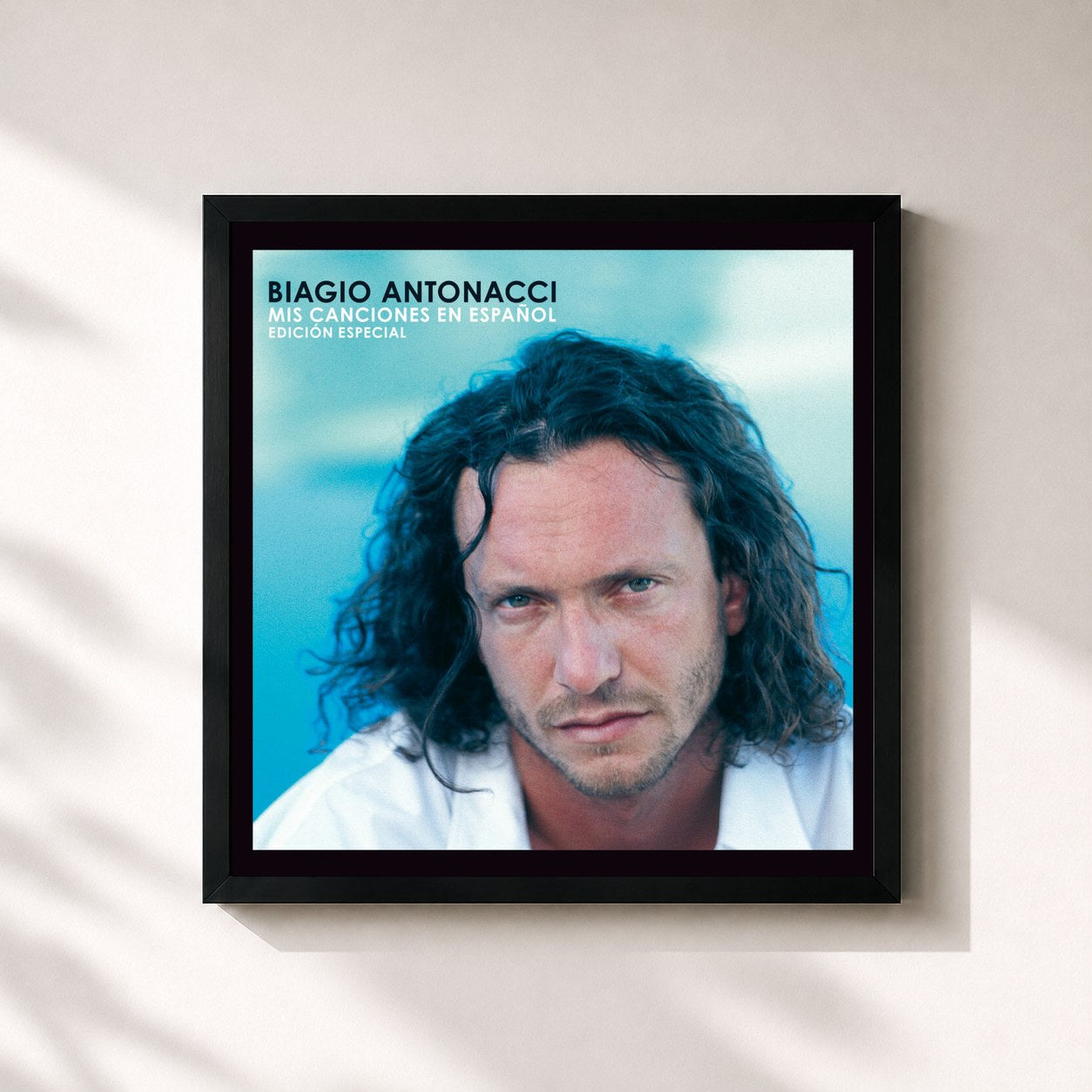 #noir Tableau carré de l'album Mis Canciones En Espanol (Edicion Especial) de Biagio Antonacci, cadre noir 32x32 cm