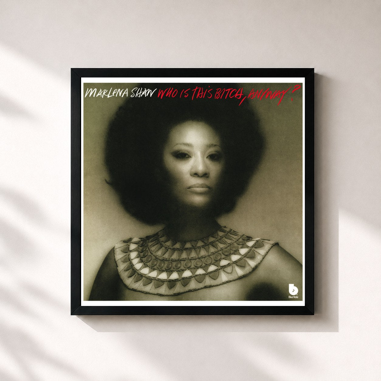 #noir Tableau carré de l'album Who Is This Bitch, Anyway? de Marlena Shaw, cadre noir 32x32 cm