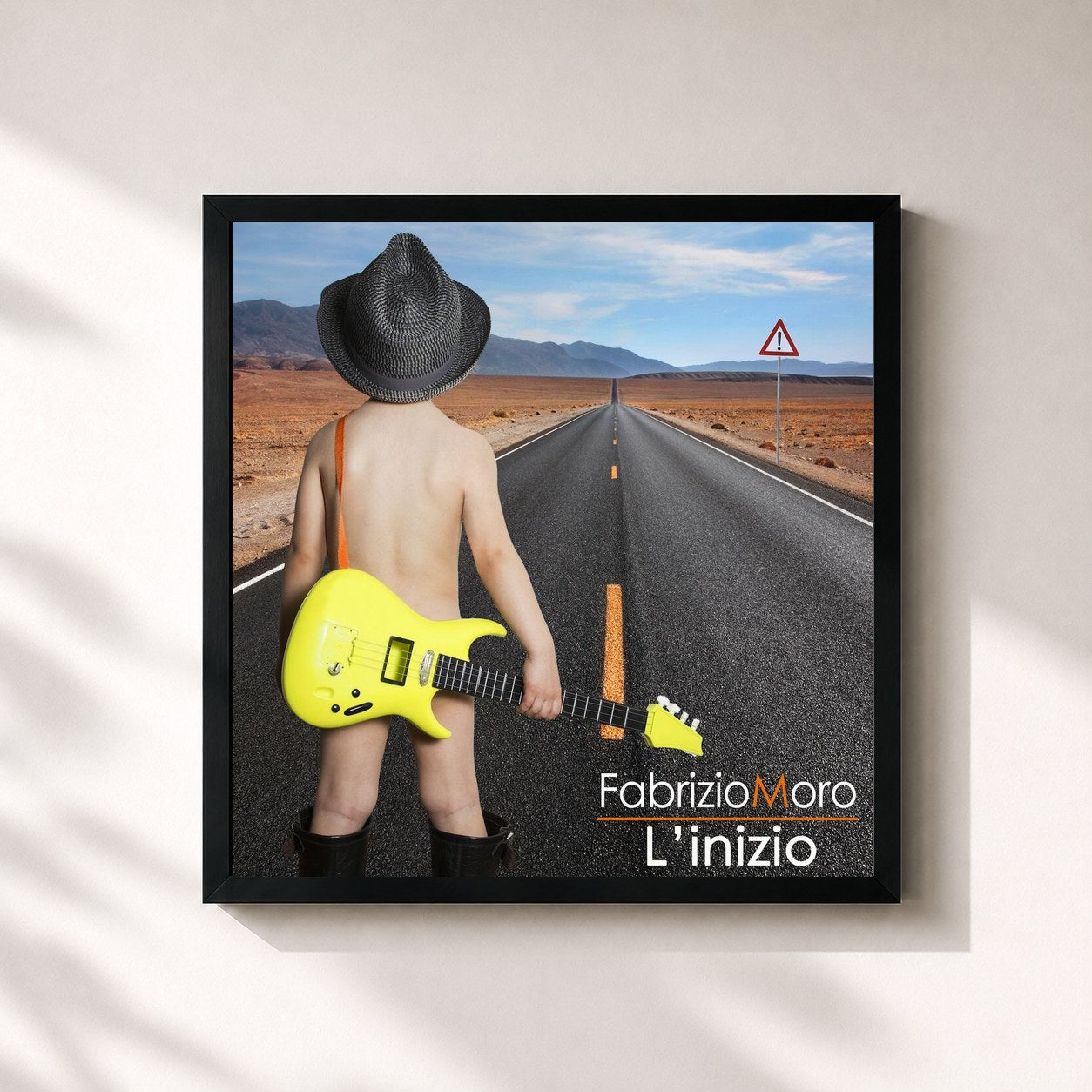 #noir Tableau carré de l'album L'inizio de Fabrizio Moro, cadre noir 32x32 cm
