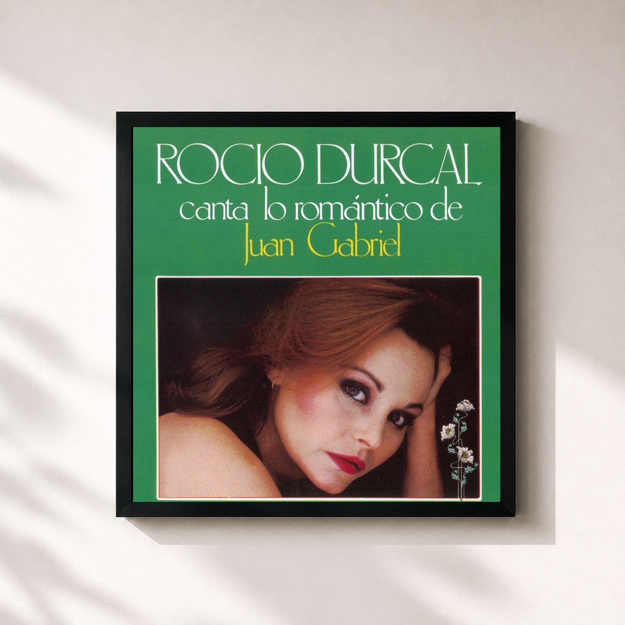 #noir Tableau carré de l'album Lo Romantico De Juan Gabriel de Rocio Durcal, cadre noir 32x32 cm