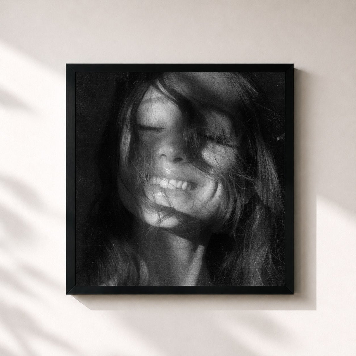 #noir Tableau carré de l'album petal de Ariana Grande, cadre noir 32x32 cm