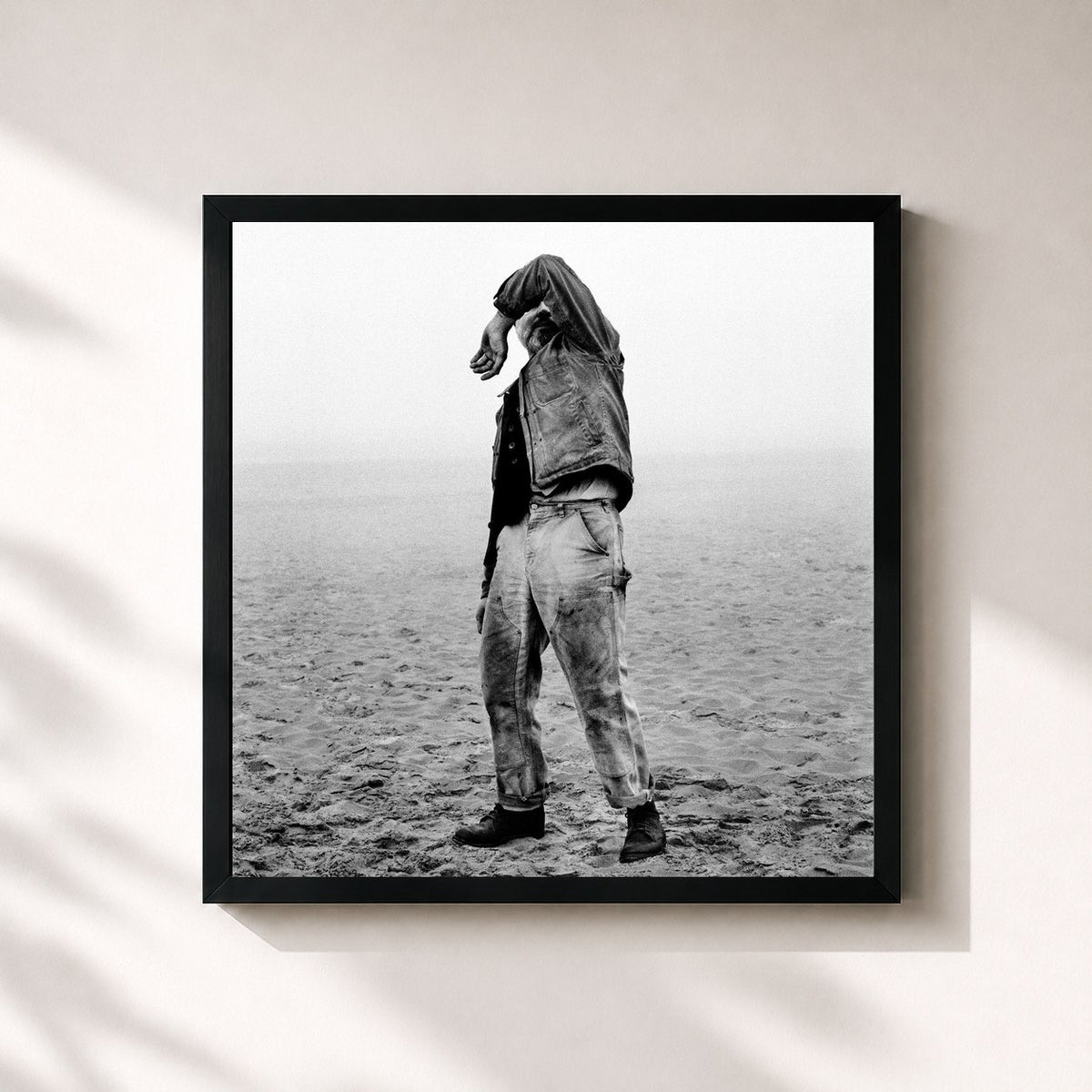 #noir Tableau carré de l'album Just Beyond Endless Mountain de The Tallest Man on Earth, cadre noir 32x32 cm