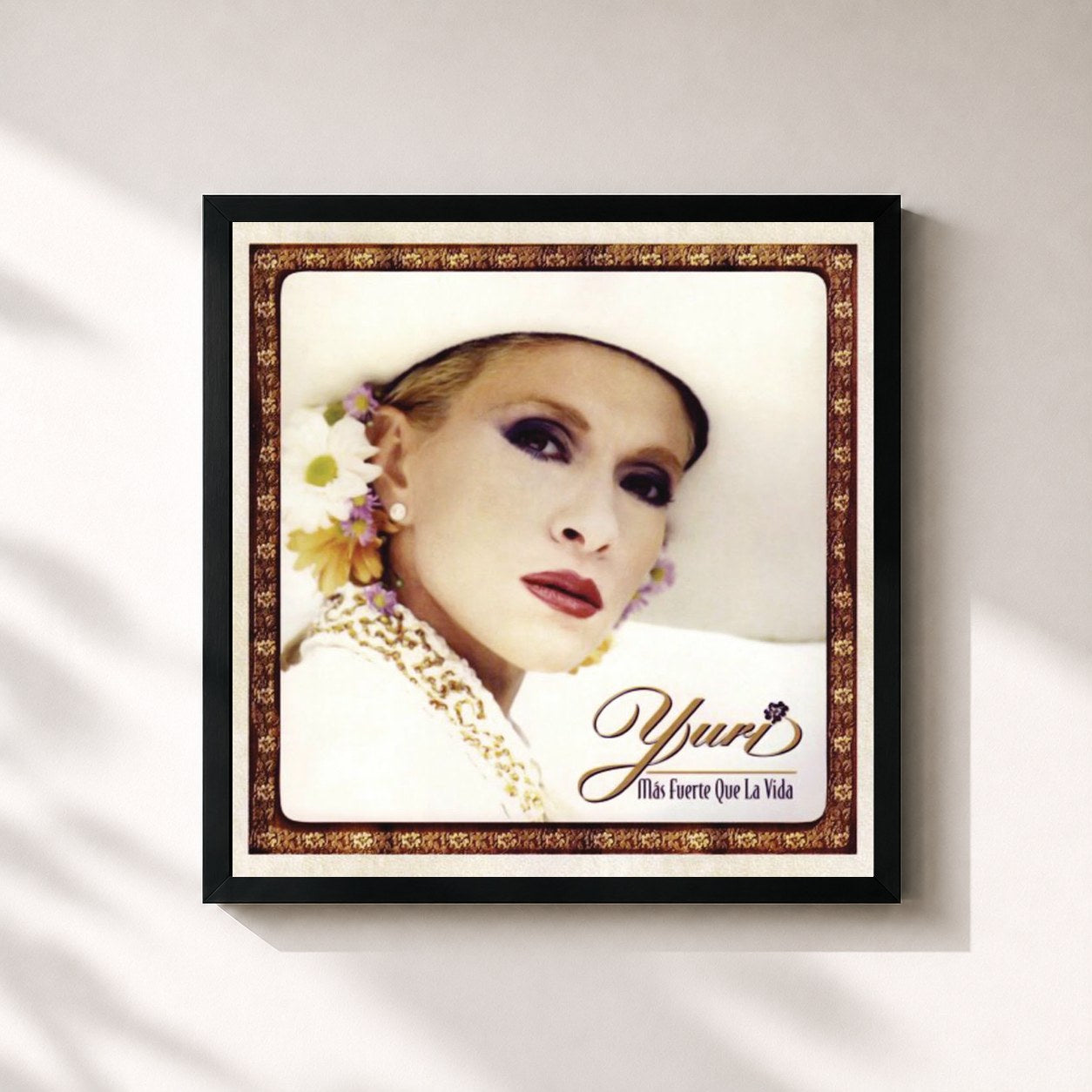 #noir Tableau carré de l'album Más Fuerte Que La Vida de Yuri, cadre noir 32x32 cm