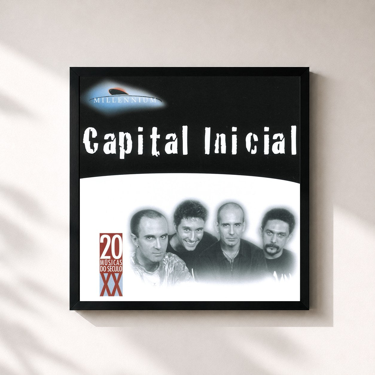 #noir Tableau carré de l'album Millennium - Capital Inicial de Capital Inicial, cadre noir 32x32 cm
