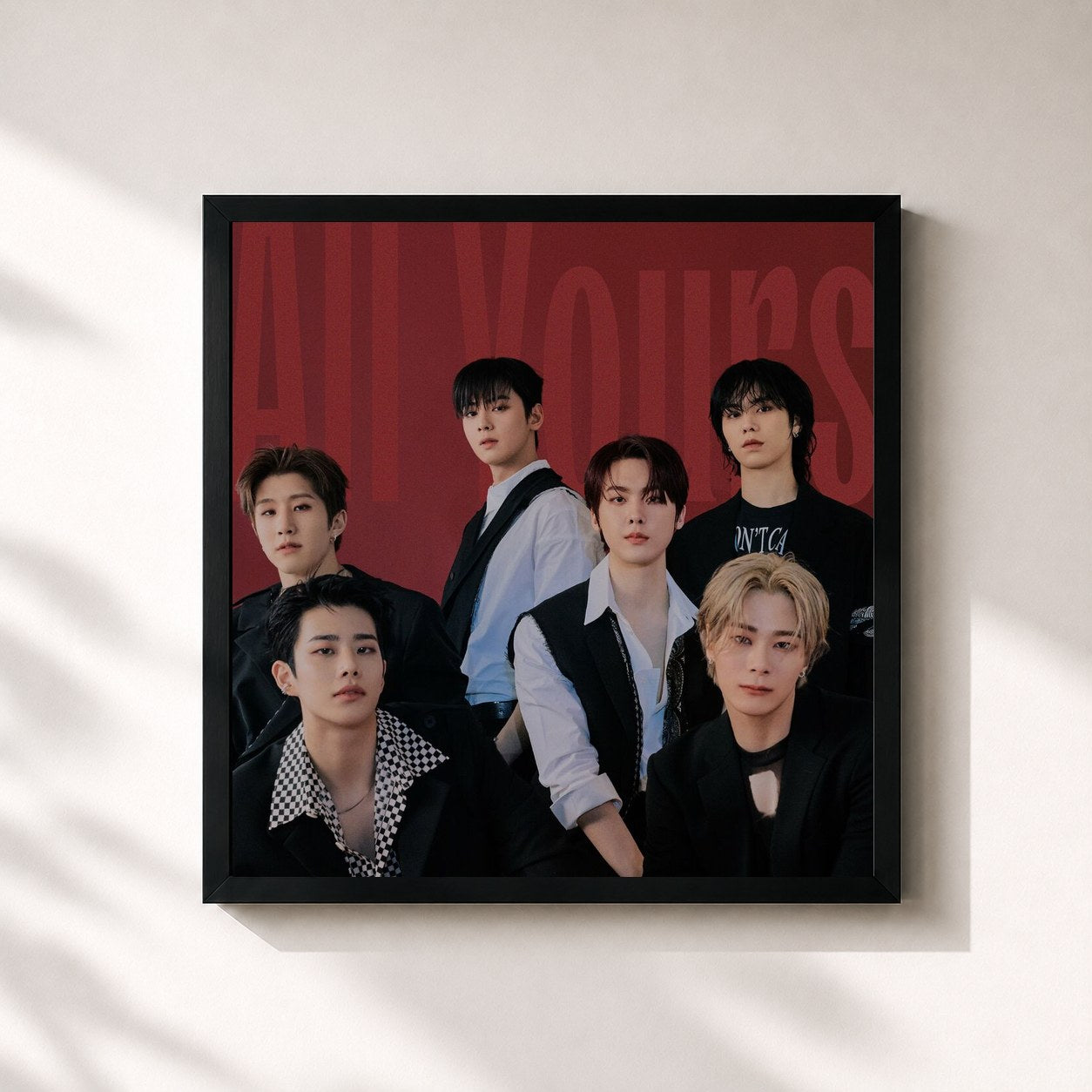 #noir Tableau carré de l'album All Yours de ASTRO, cadre noir 32x32 cm