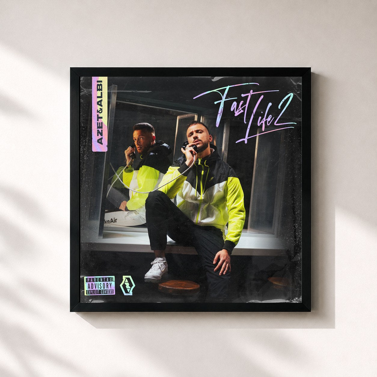 #noir Tableau carré de l'album Fast Life 2 de Azet, cadre noir 32x32 cm