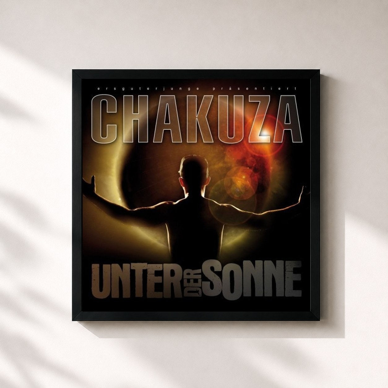 #noir Tableau carré de l'album Unter der Sonne de Chakuza, cadre noir 32x32 cm