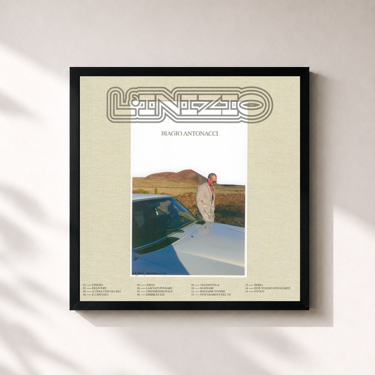 #noir Tableau carré de l'album L'inizio de Biagio Antonacci, cadre noir 32x32 cm