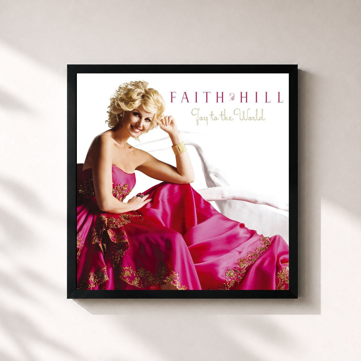 #noir Tableau carré de l'album Joy to the World! de Faith Hill, cadre noir 32x32 cm