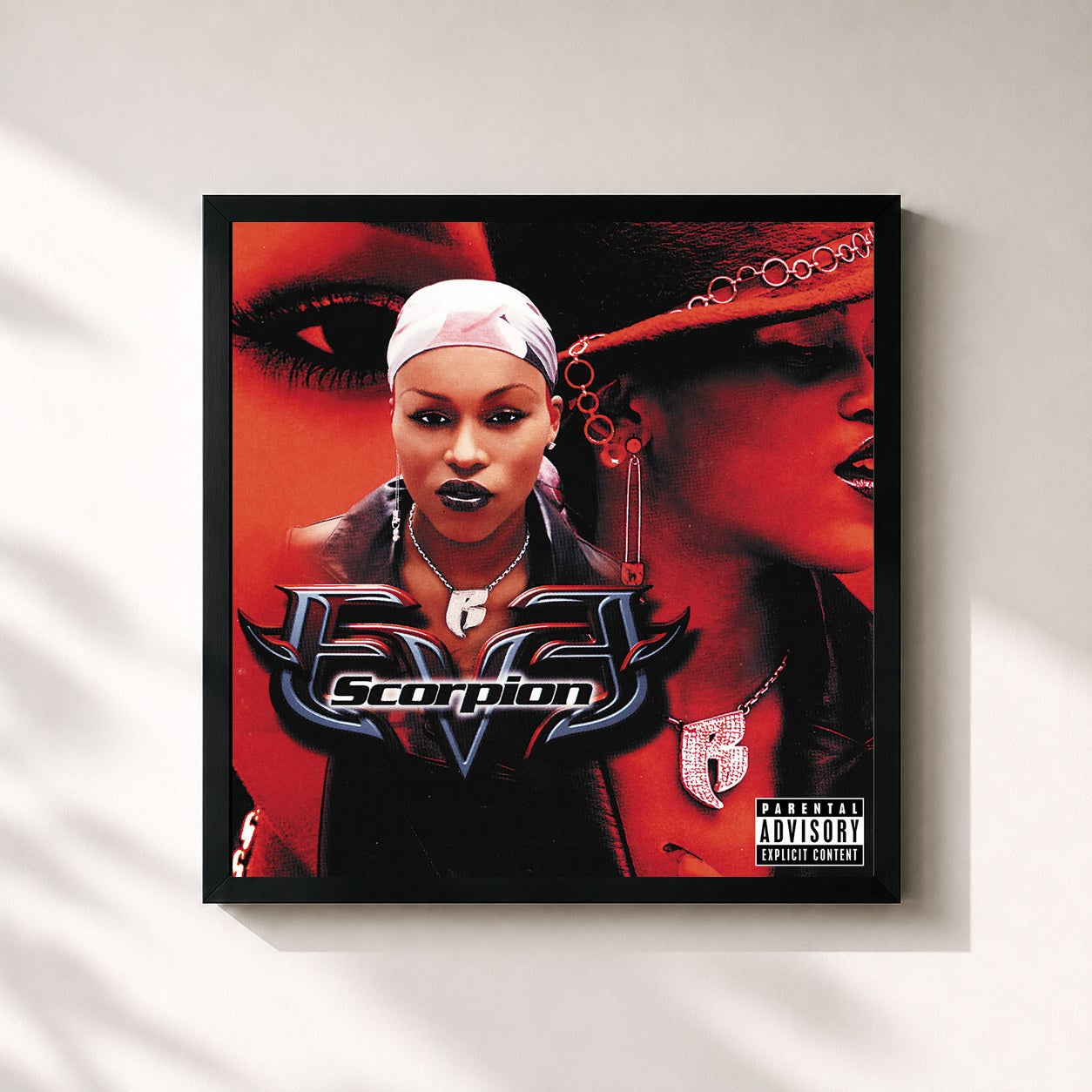 #noir Tableau carré de l'album Scorpion de Eve, cadre noir 32x32 cm