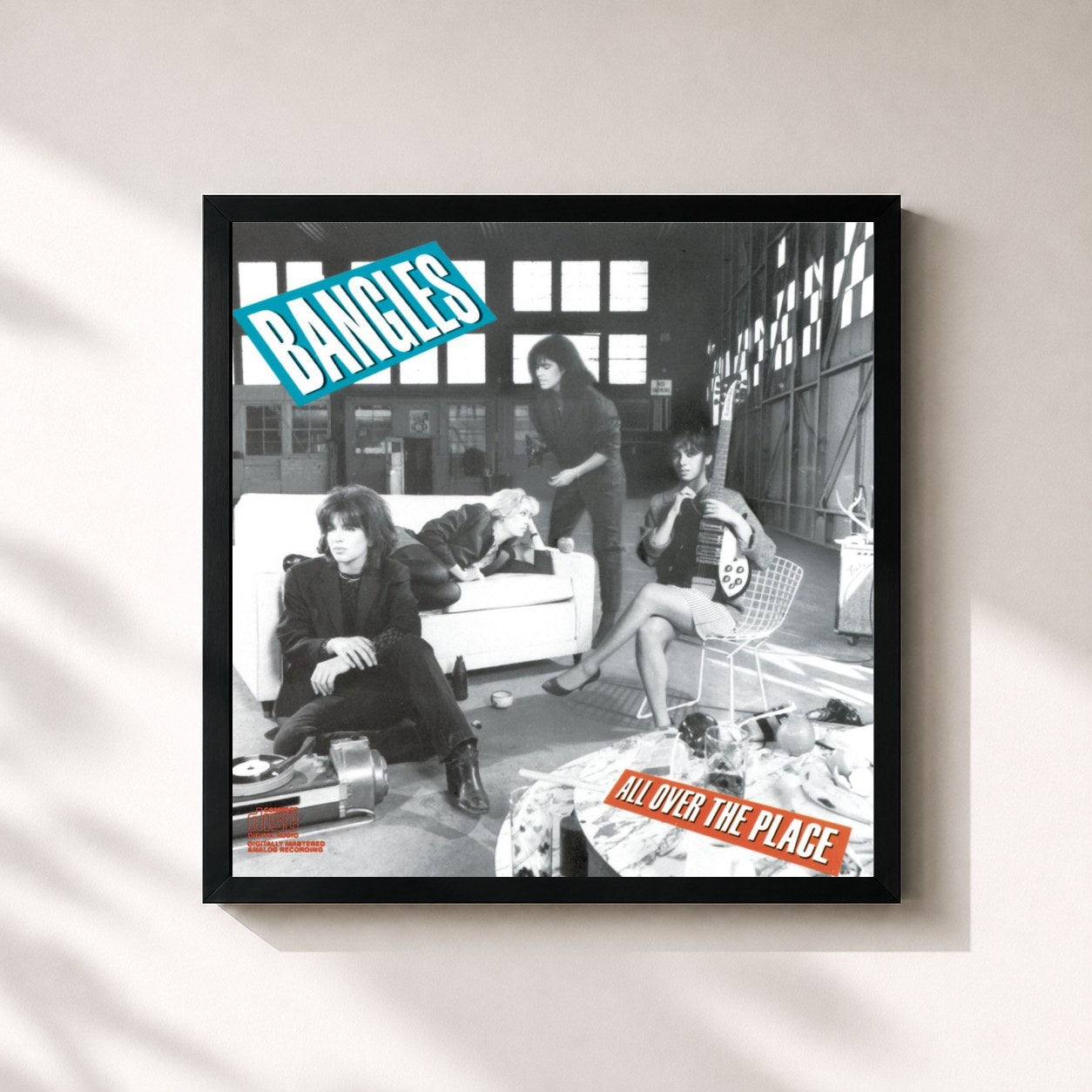 #noir Tableau carré de l'album All Over The Place de The Bangles, cadre noir 32x32 cm