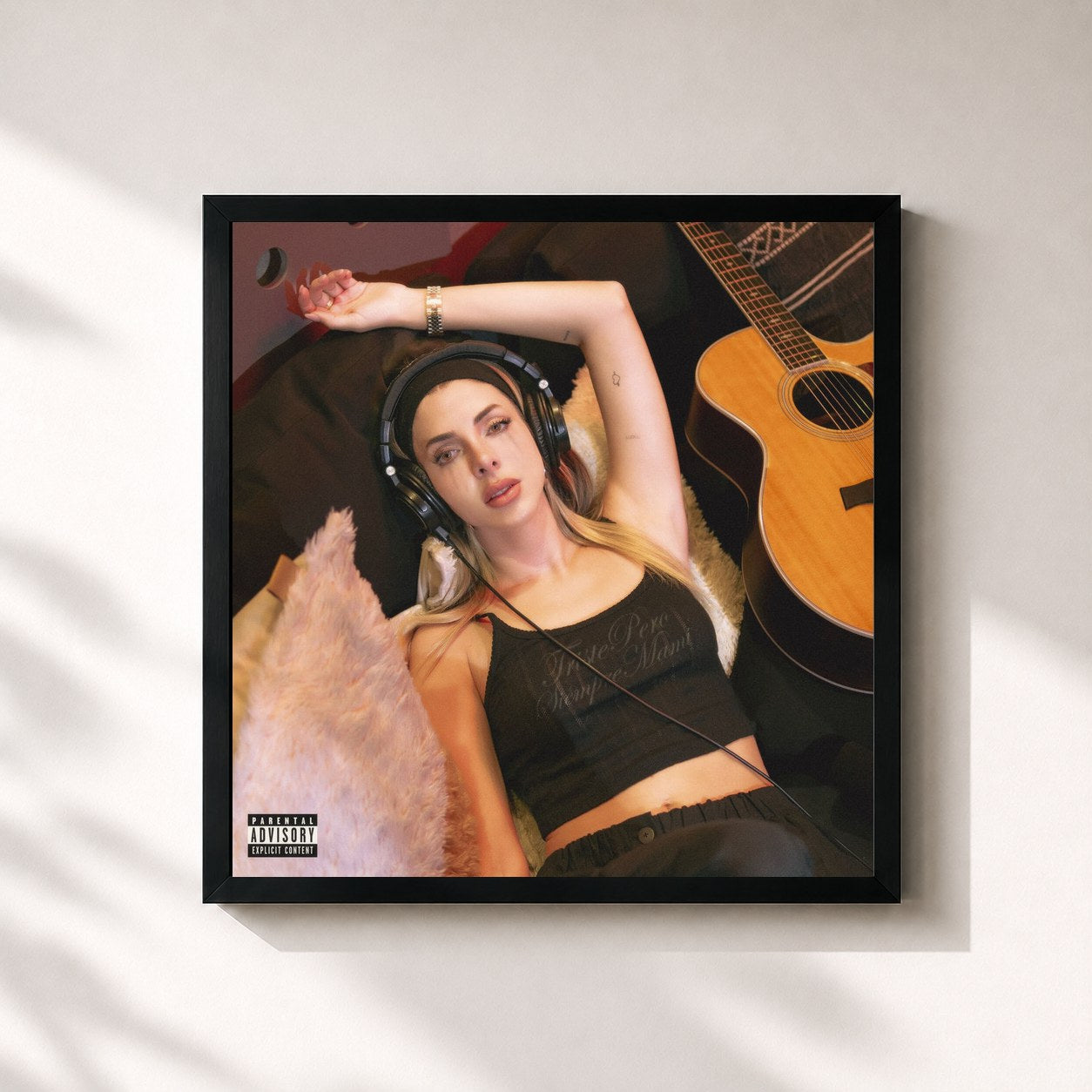 #noir Tableau carré de l'album triste pero siempre mami (acústico) de Corina Smith, cadre noir 32x32 cm