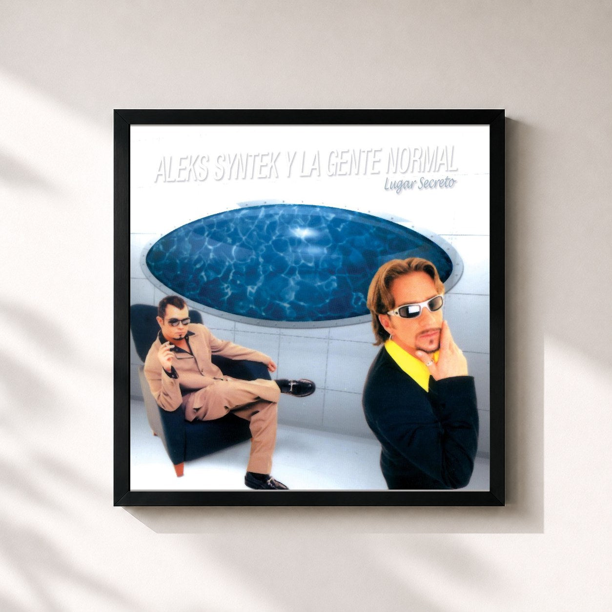 #noir Tableau carré de l'album Lugar Secreto de Aleks Syntek, cadre noir 32x32 cm