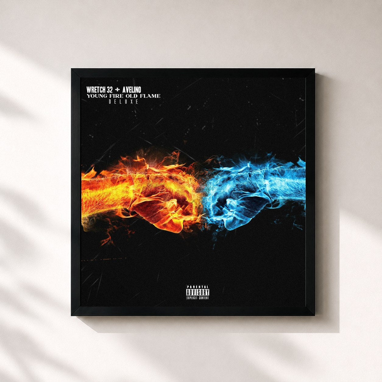 #noir Tableau carré de l'album Young Fire, Old Flame (Deluxe) de Wretch 32, cadre noir 32x32 cm