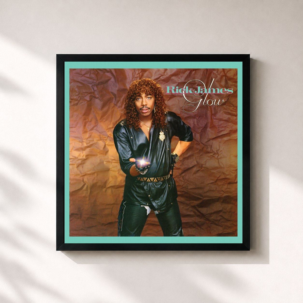 #noir Tableau carré de l'album Glow (Deluxe Edition) de Rick James, cadre noir 32x32 cm
