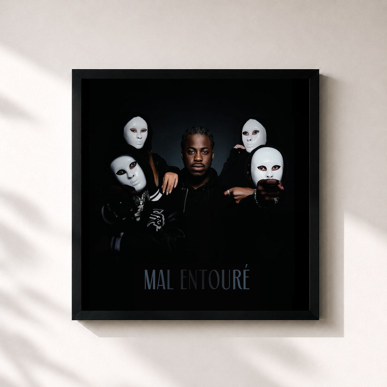 #noir Tableau carré de l'album MAL ENTOURÉ de Scridge, cadre noir 32x32 cm
