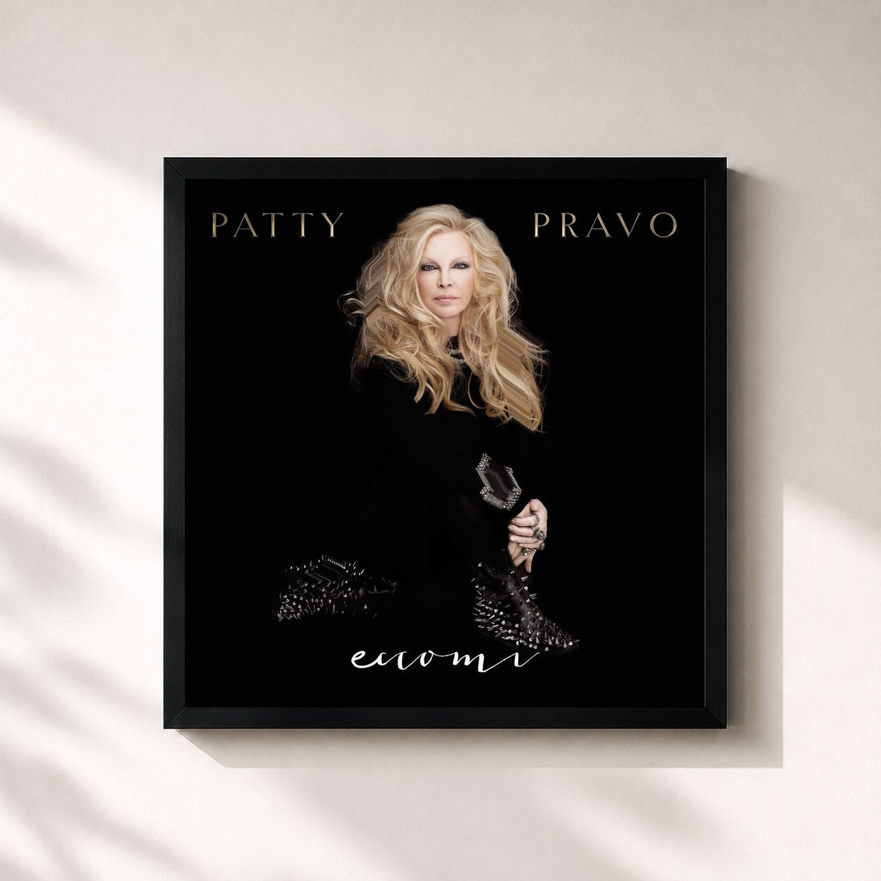 #noir Tableau carré de l'album Eccomi de Patty Pravo, cadre noir 32x32 cm
