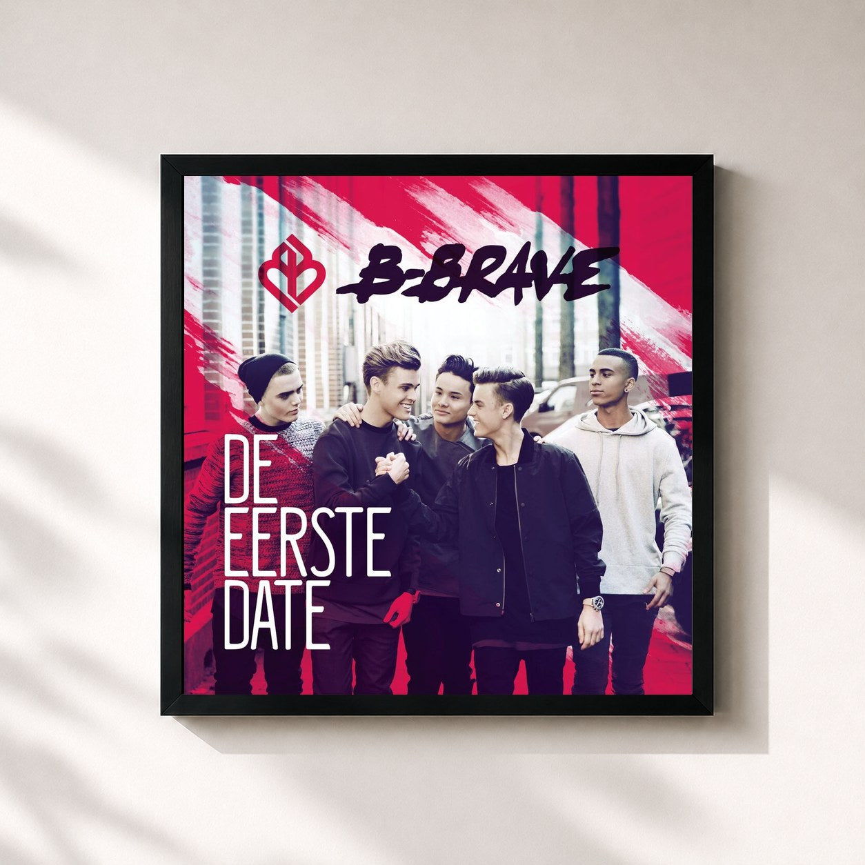 #noir Tableau carré de l'album De Eerste Date de B-Brave, cadre noir 32x32 cm