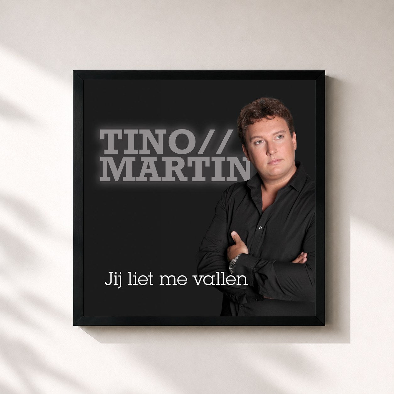 #noir Tableau carré de l'album Jij Liet Me Vallen de Tino Martin, cadre noir 32x32 cm