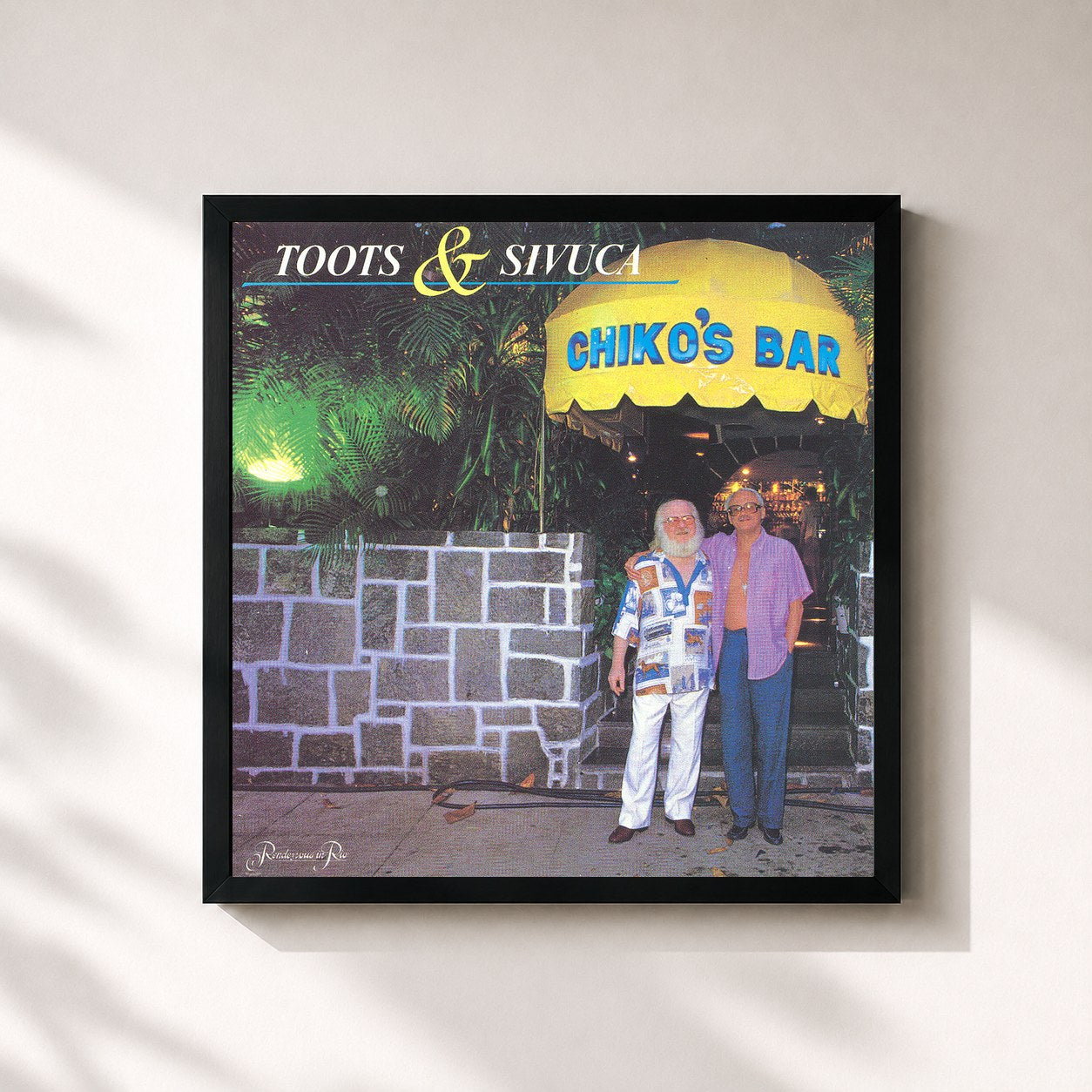 #noir Tableau carré de l'album Chiko's Bar de Toots Thielemans, cadre noir 32x32 cm