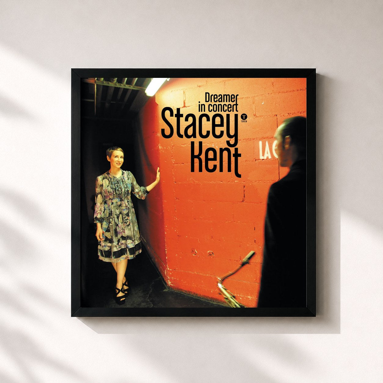 #noir Tableau carré de l'album Dreamer in Concert (Bonus Edition) de Stacey Kent, cadre noir 32x32 cm