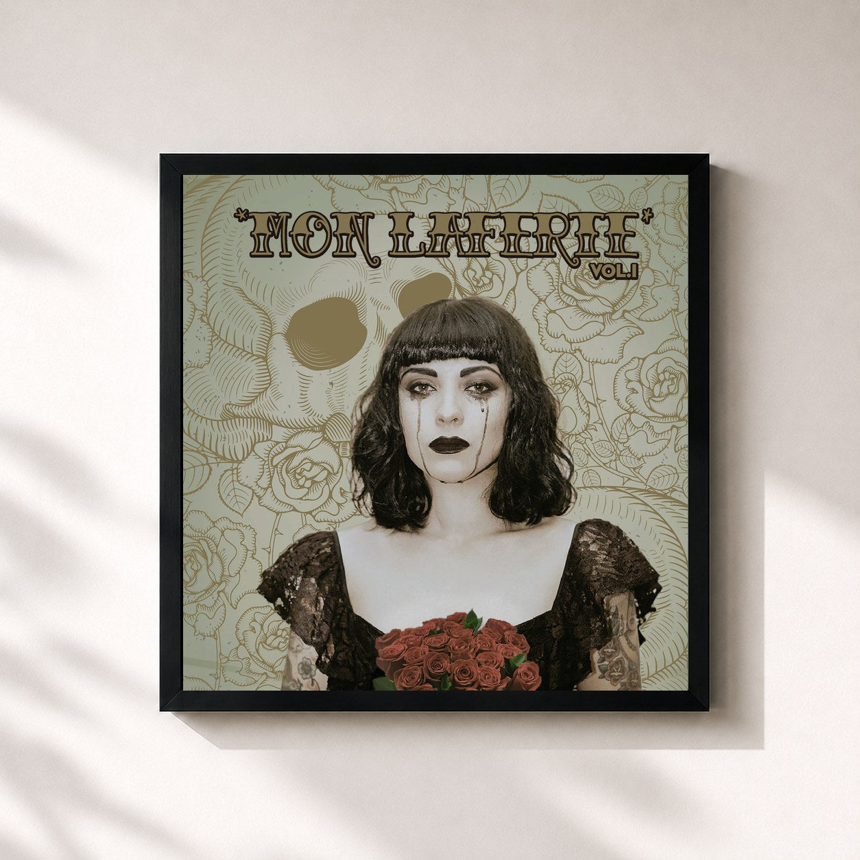 #noir Tableau carré de l'album Mon Laferte (Vol. 1/ Edicion Especial) de Mon Laferte, cadre noir 32x32 cm