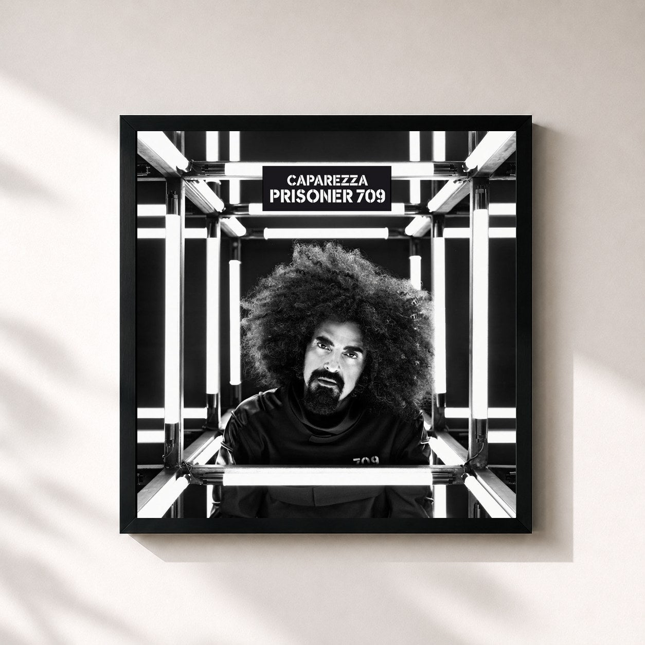 #noir Tableau carré de l'album Prisoner 709 de Caparezza, cadre noir 32x32 cm