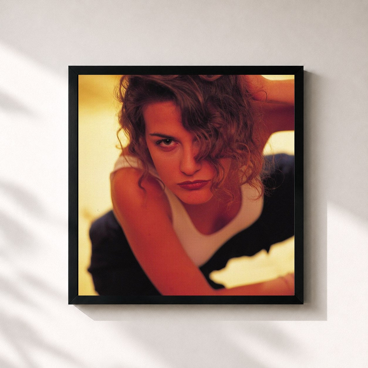 #noir Tableau carré de l'album Irene Grandi de Irene Grandi, cadre noir 32x32 cm