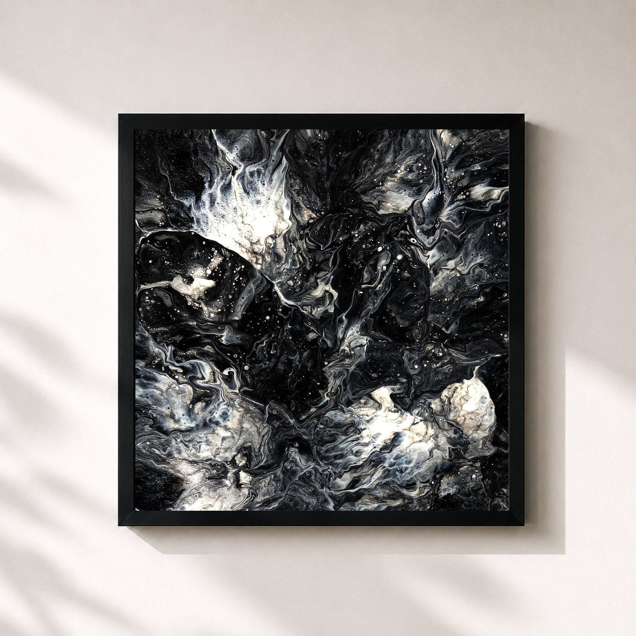 #noir Tableau carré de l'album Wilma de So La Lune, cadre noir 32x32 cm