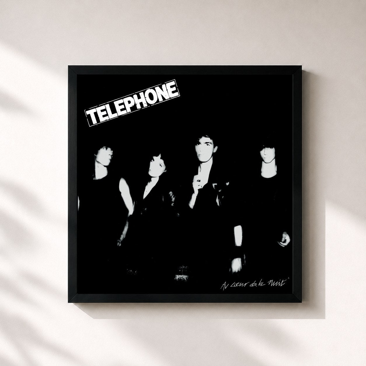 #noir Tableau carré de l'album Au coeur de la nuit (Remasterisé en 2015) de Telephone, cadre noir 32x32 cm