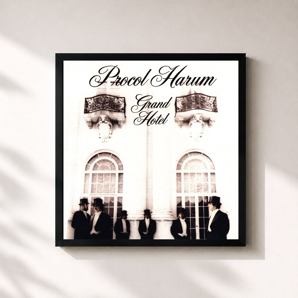 #noir Tableau carré de l'album Grand Hotel (Remastered & Expanded Edition) de Procol Harum, cadre noir 32x32 cm