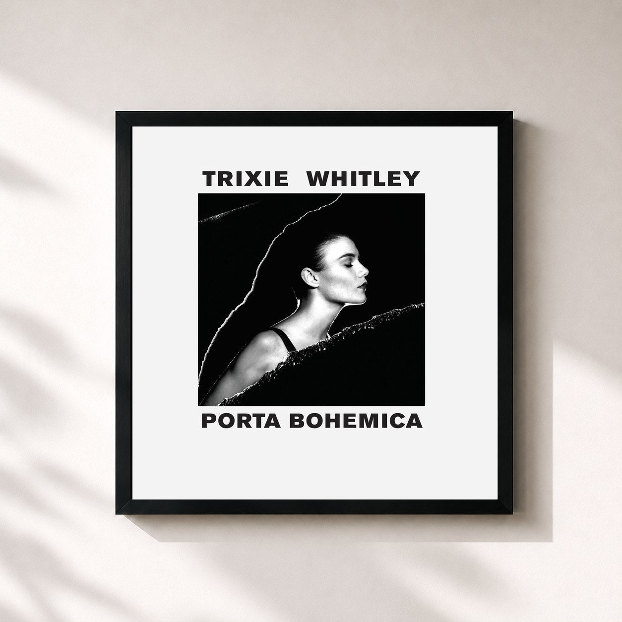 #noir Tableau carré de l'album Porta Bohemica de Trixie Whitley, cadre noir 32x32 cm
