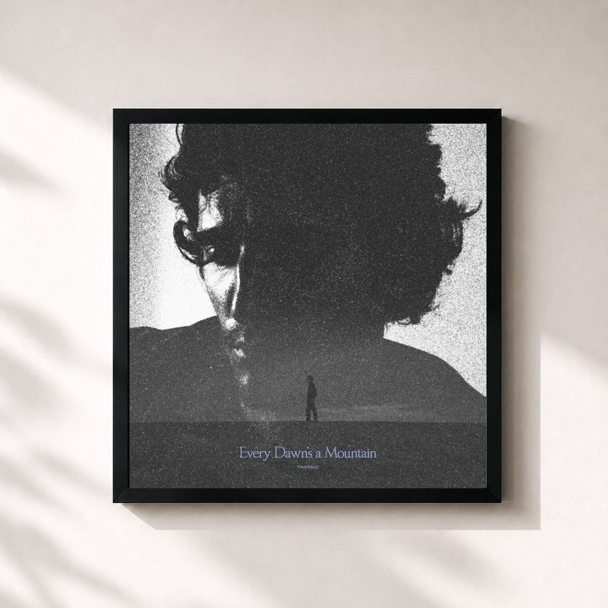 #noir Tableau carré de l'album Every Dawn's a Mountain de Tamino, cadre noir 32x32 cm
