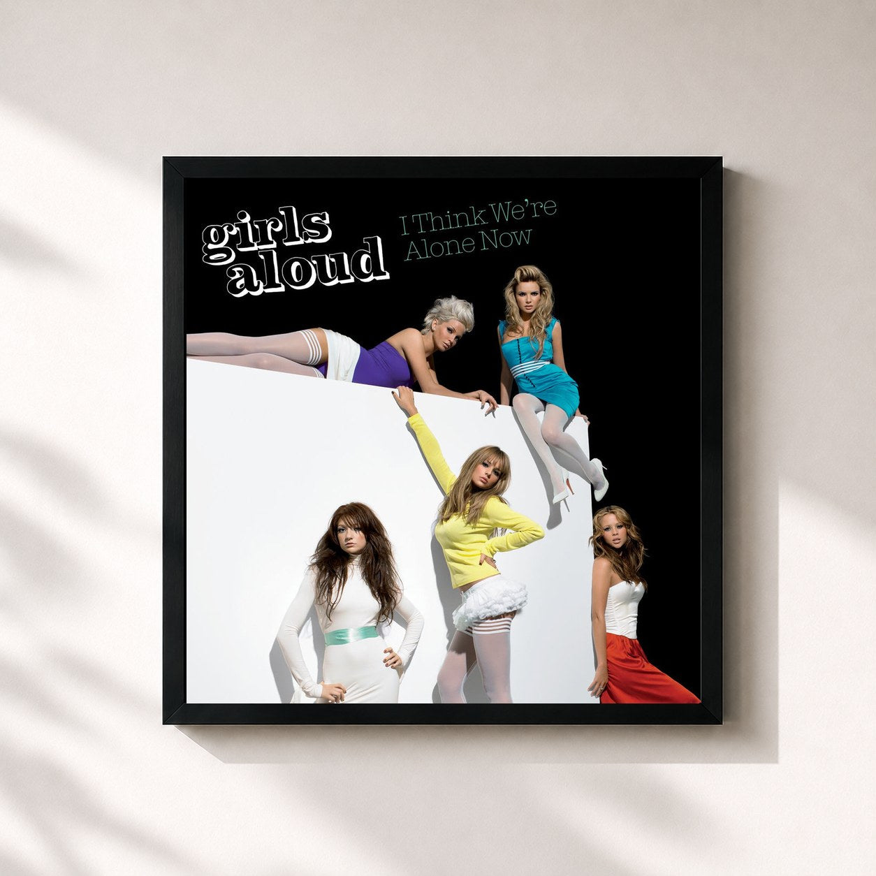 #noir Tableau carré de l'album I Think We're Alone Now EP de Girls Aloud, cadre noir 32x32 cm