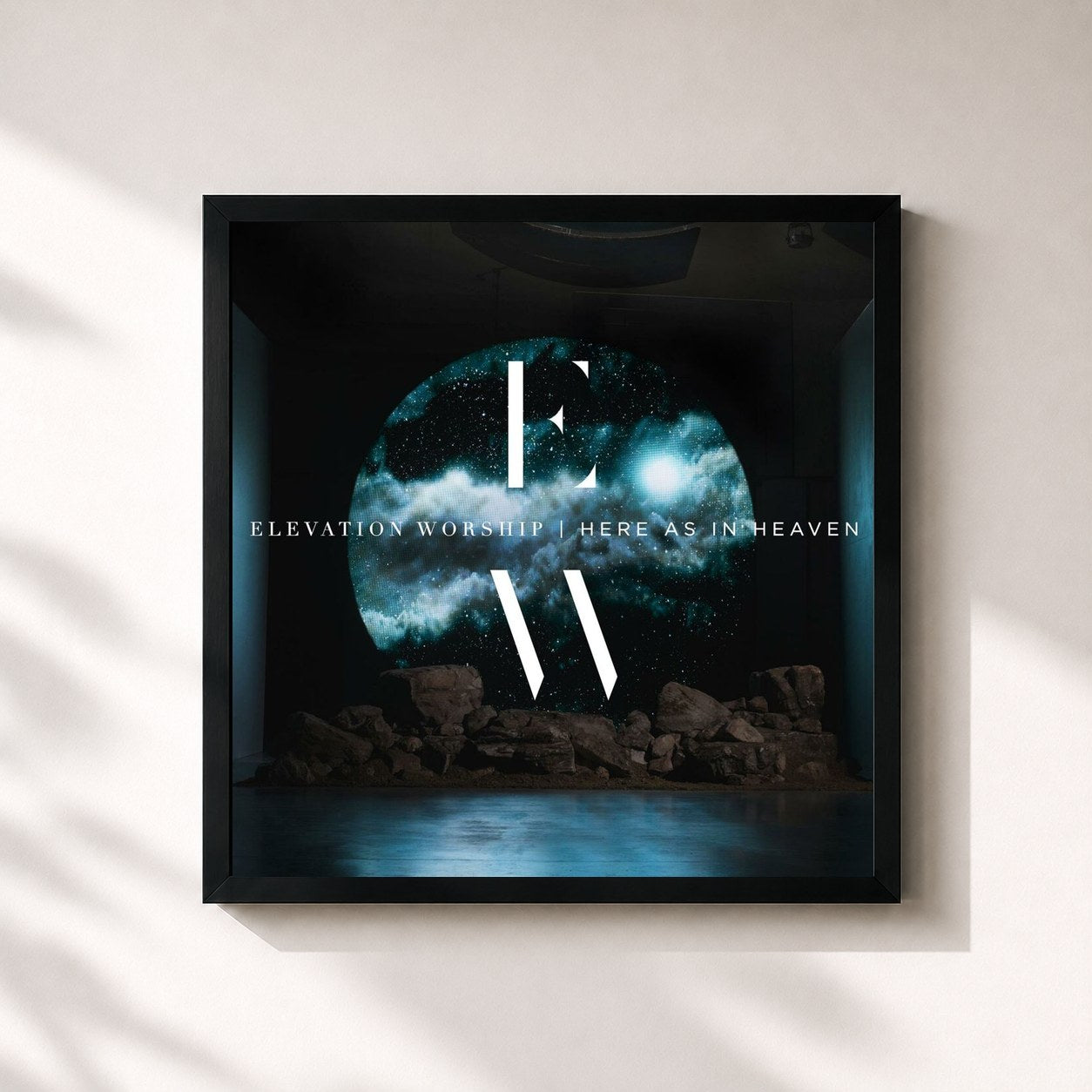 #noir Tableau carré de l'album Here As In Heaven de Elevation Worship, cadre noir 32x32 cm