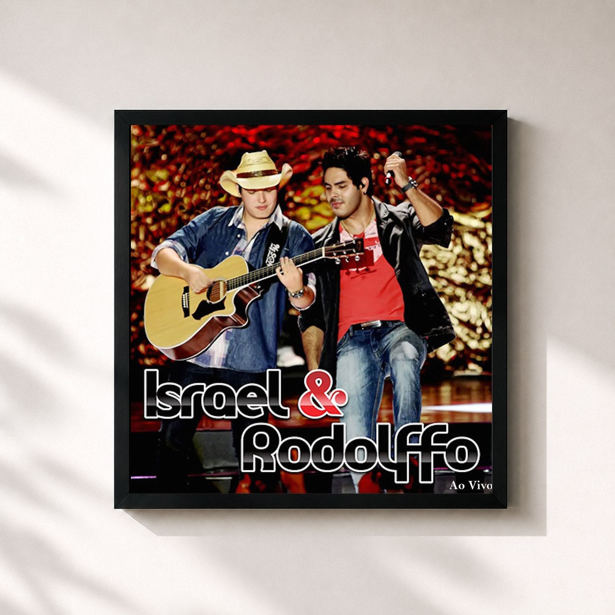 #noir Tableau carré de l'album Marca Evidente de Israel & Rodolffo, cadre noir 32x32 cm