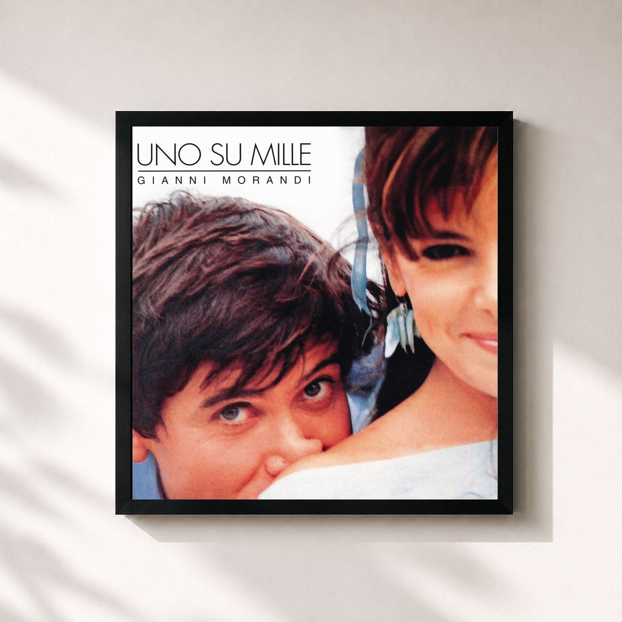#noir Tableau carré de l'album Uno Su Mille de Gianni Morandi, cadre noir 32x32 cm