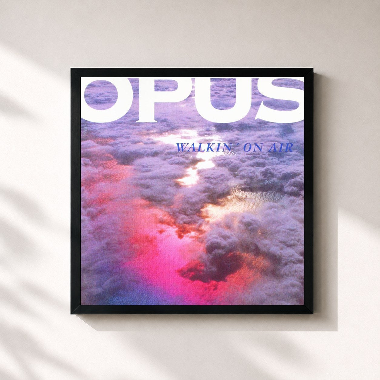 #noir Tableau carré de l'album Walkin' on Air de Opus, cadre noir 32x32 cm