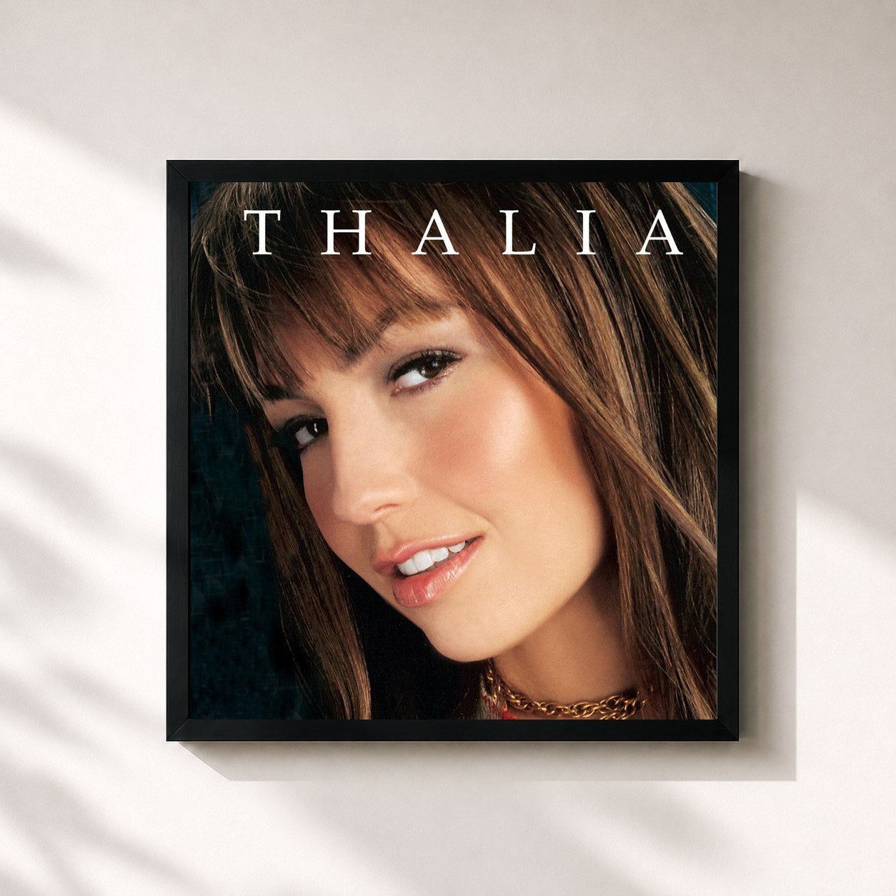 #noir Tableau carré de l'album Thalia de Thalia, cadre noir 32x32 cm