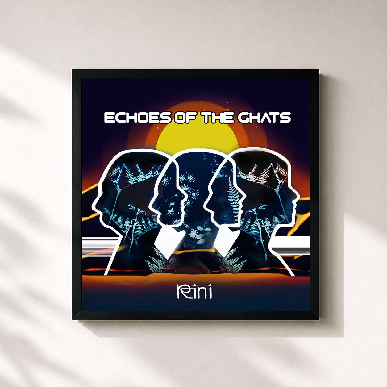 #noir Tableau carré de l'album Echoes of the Ghats de Rini, cadre noir 32x32 cm