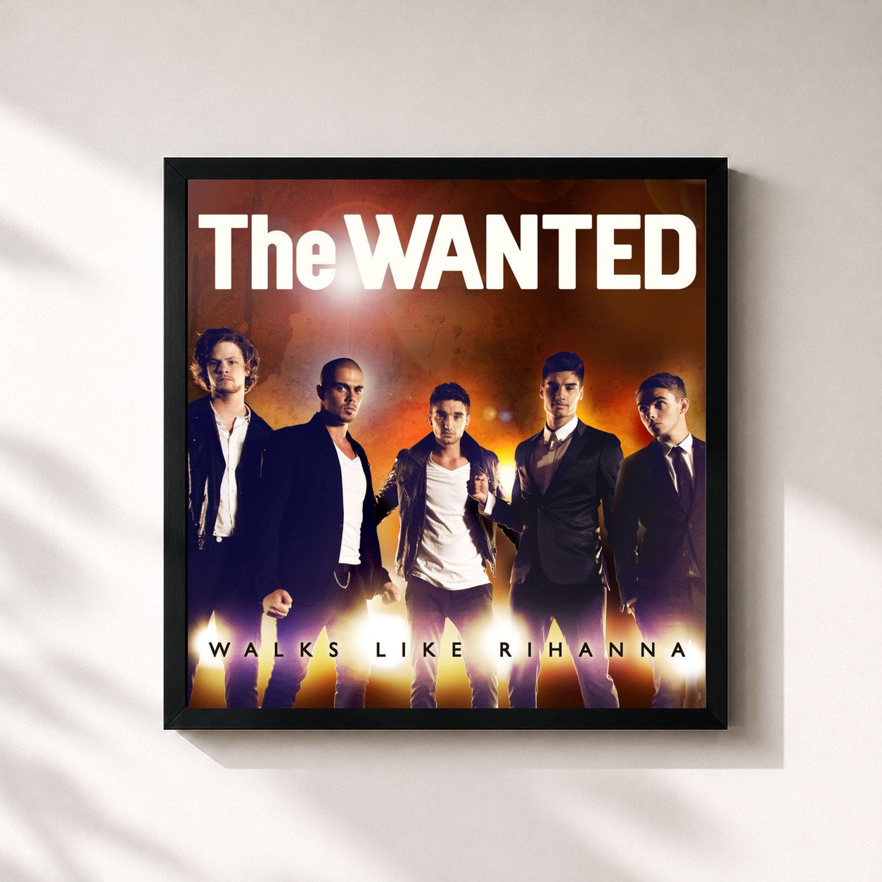 #noir Tableau carré de l'album Walks Like Rihanna EP de The Wanted, cadre noir 32x32 cm