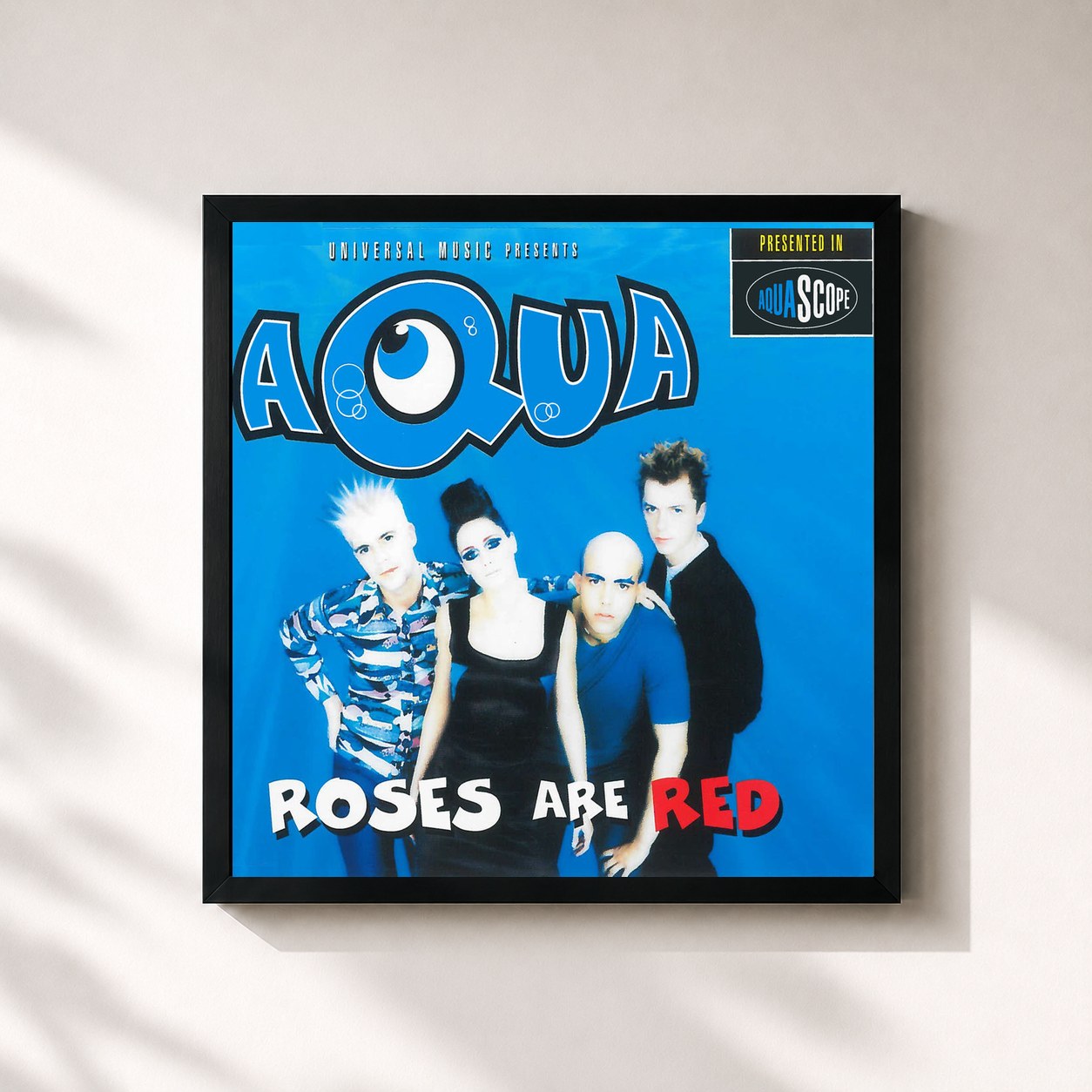#noir Tableau carré de l'album Roses Are Red de Aqua, cadre noir 32x32 cm