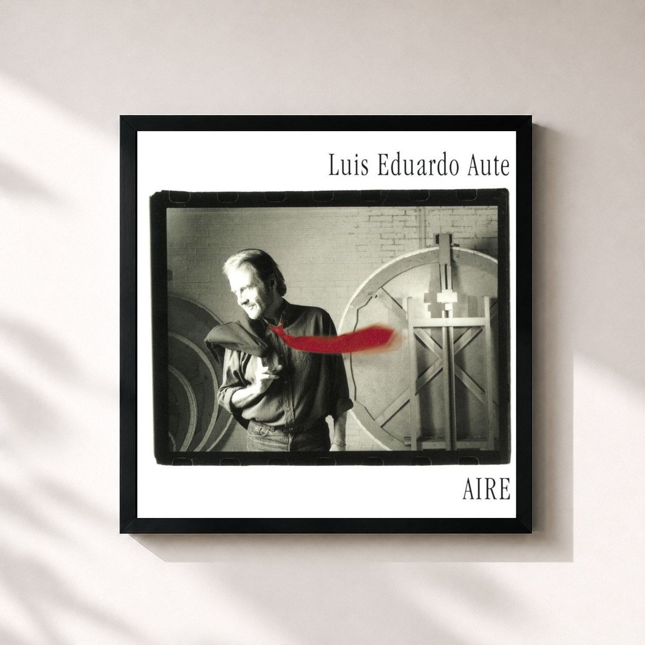 #noir Tableau carré de l'album Aire de Luis Eduardo Aute, cadre noir 32x32 cm