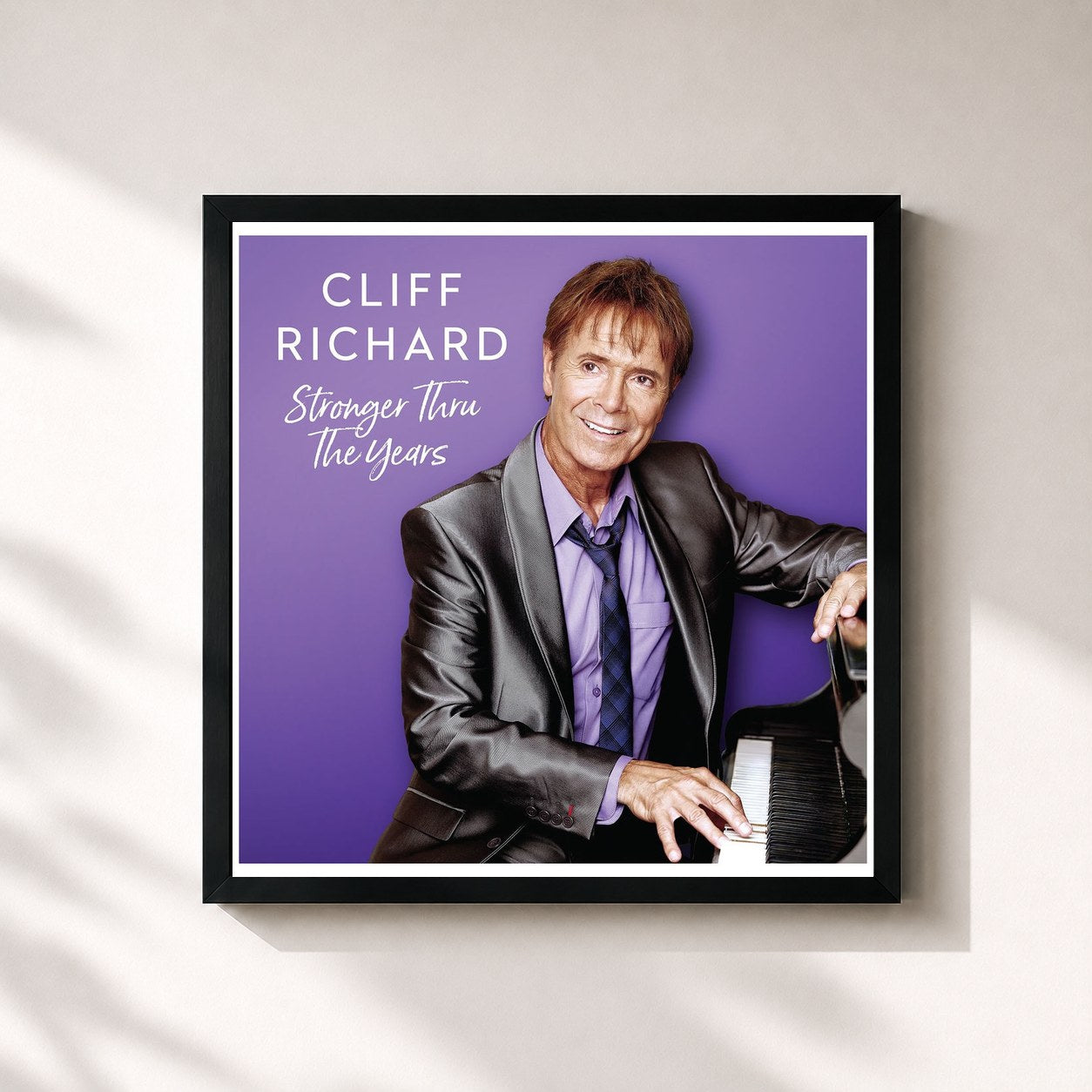 #noir Tableau carré de l'album Stronger Thru the Years de Cliff Richard, cadre noir 32x32 cm