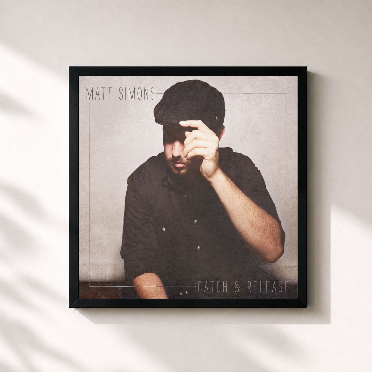 #noir Tableau carré de l'album Catch & Release (Deluxe Edition) de Matt Simons, cadre noir 32x32 cm