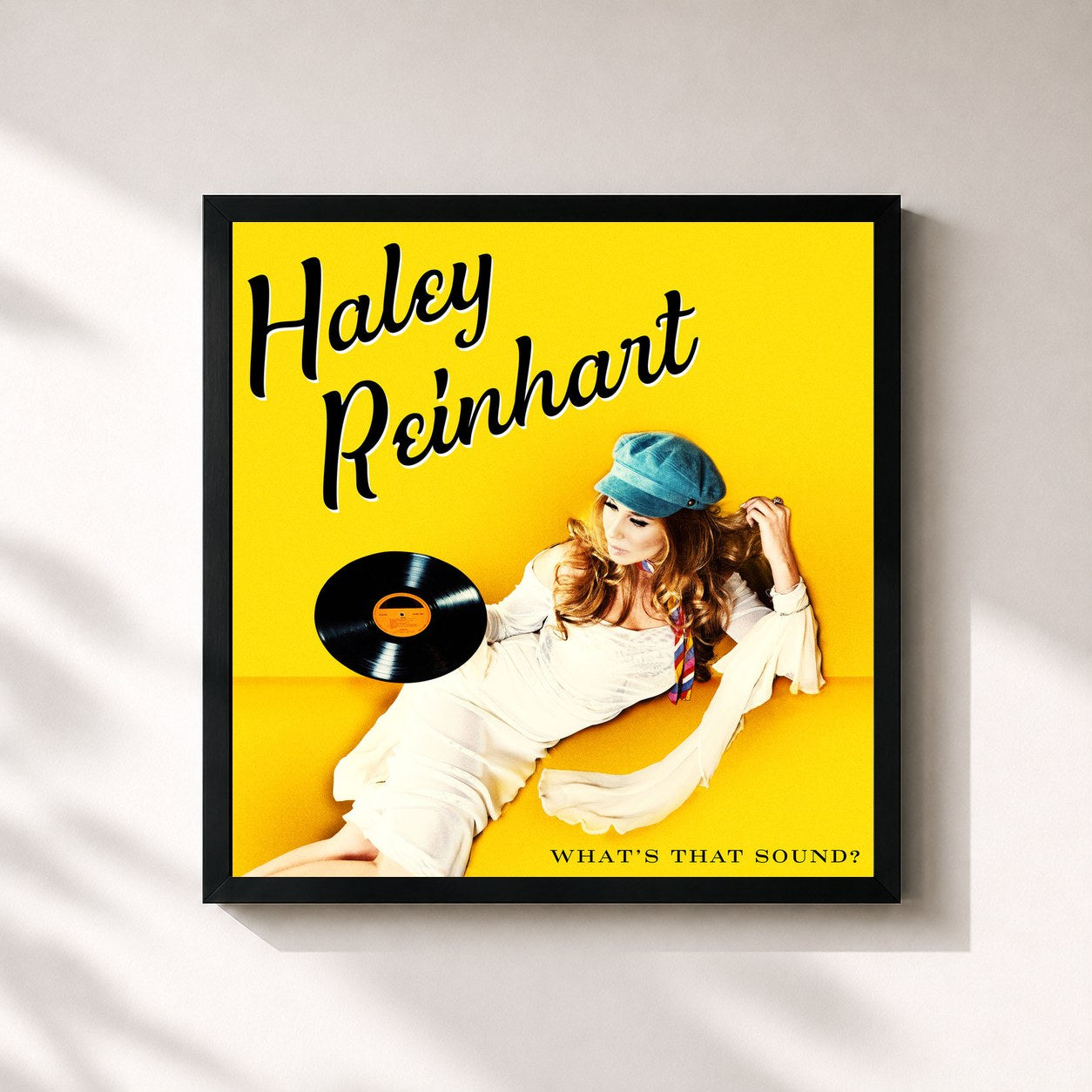 #noir Tableau carré de l'album What's That Sound? de Haley Reinhart, cadre noir 32x32 cm